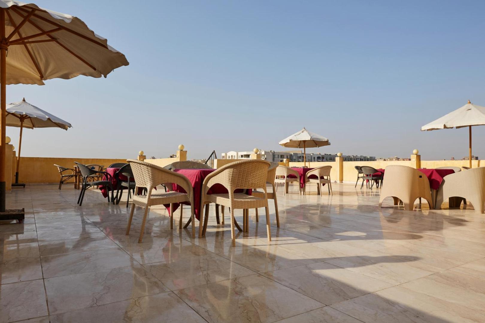 Grand Golden Pyramids View Hotel Kafrat al Jabal Экстерьер фото