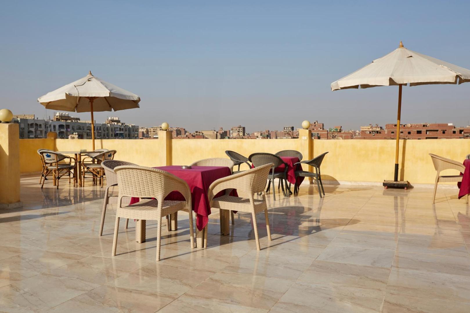 Grand Golden Pyramids View Hotel Kafrat al Jabal Экстерьер фото