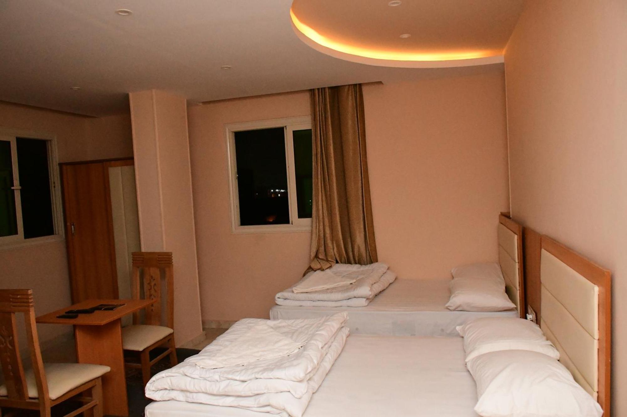 Grand Golden Pyramids View Hotel Kafrat al Jabal Экстерьер фото