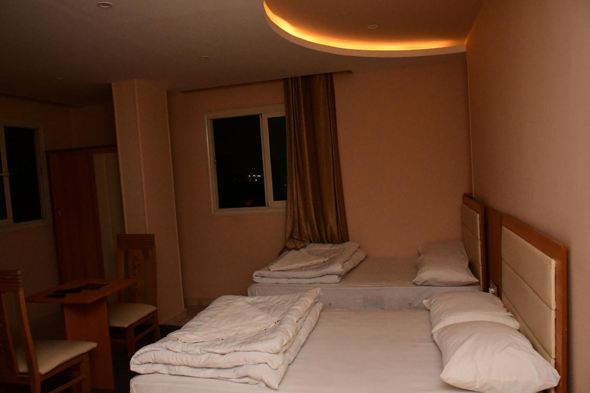 Grand Golden Pyramids View Hotel Kafrat al Jabal Экстерьер фото
